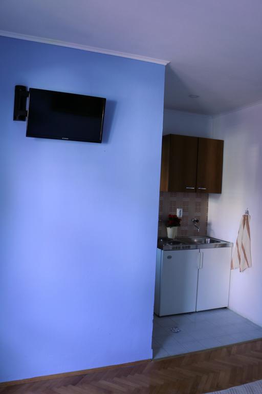 Apartments Milatic イェルサ エクステリア 写真