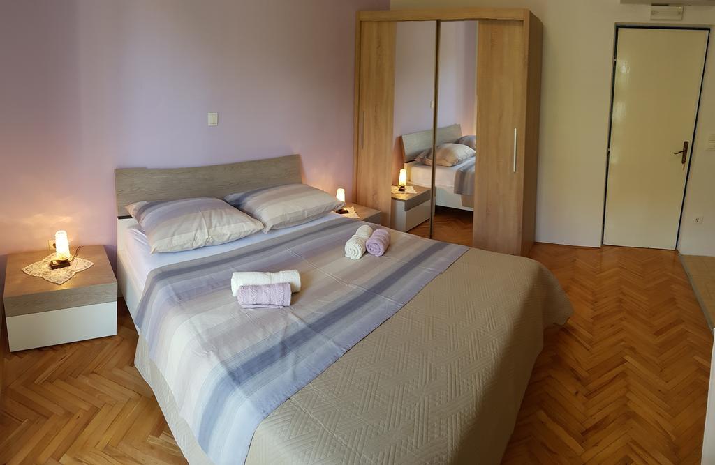 Apartments Milatic イェルサ エクステリア 写真